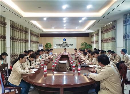 蒙胜益到党88858cc永利官网作联系点上党课并加入主题党日运动