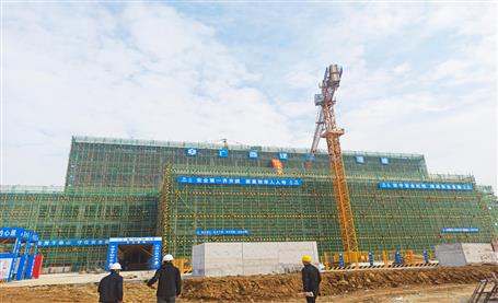 何勇到柳州市柳江区中医医院整体搬家项目工程（EPC）检查指导事情