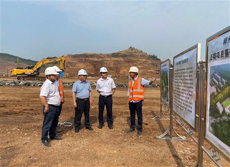 【大干一百天·效劳到一线】唐峰到静脉工业园项目调研