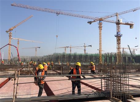 元旦赶工一直歇 争分夺秒冲业绩