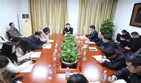 贯彻聚会精神 推动事情落实