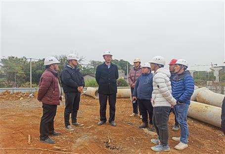 何勇到第十分公司项目检查指导事情